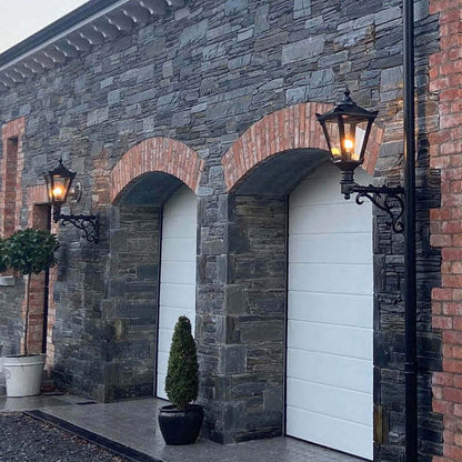 Harte Traditional Outdoor Wall Light