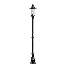 Harte Courtyard Outdoor Post Light