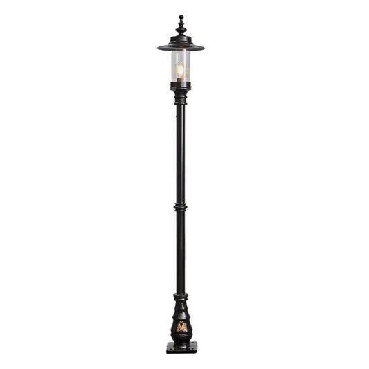 Harte Courtyard Outdoor Post Light