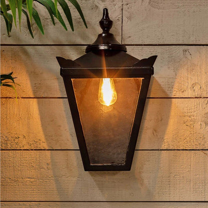 Harte Traditional Outdoor Wall Light
