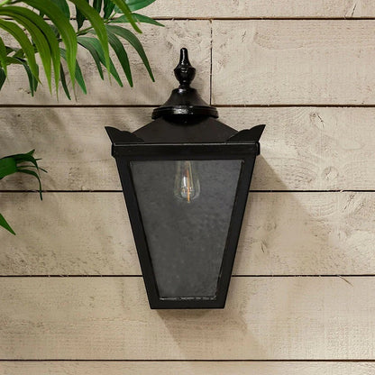 Harte Traditional Outdoor Wall Light