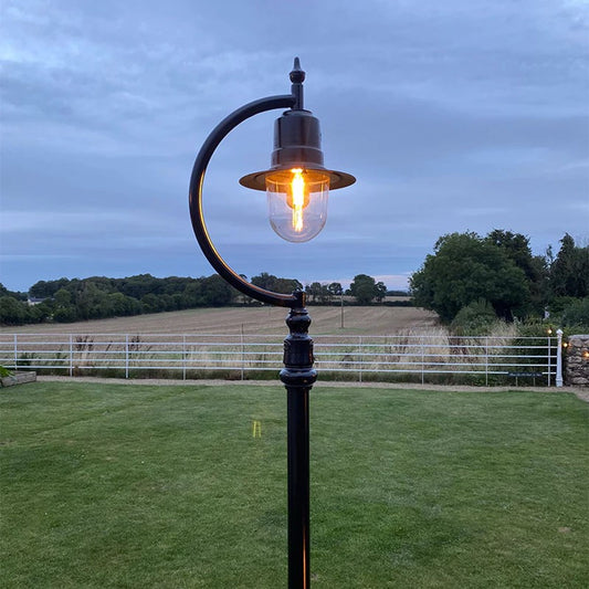 Vintage tear drop lamp post in cast iron and steel