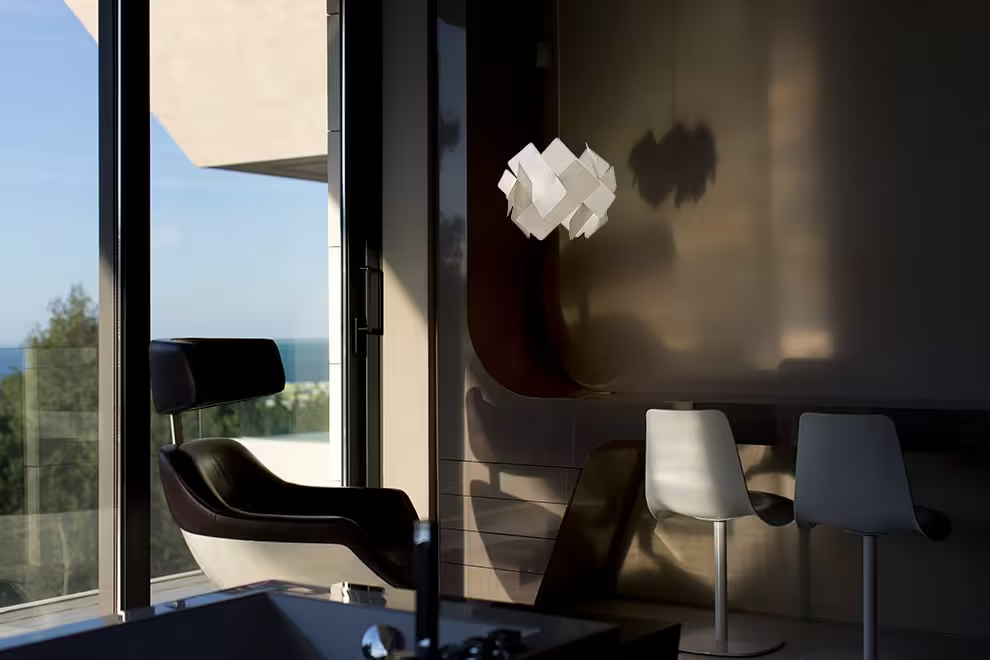 Escape Large Pendant