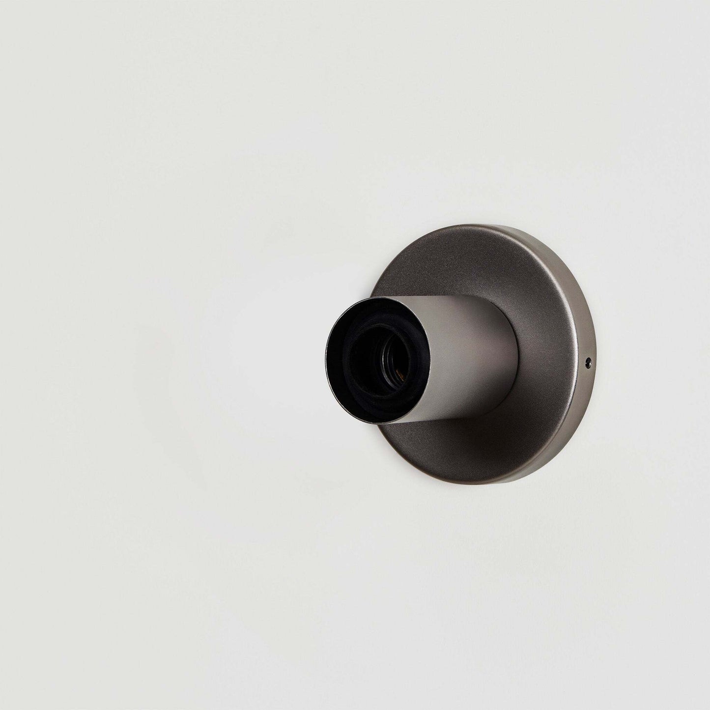Lochan Wall Light