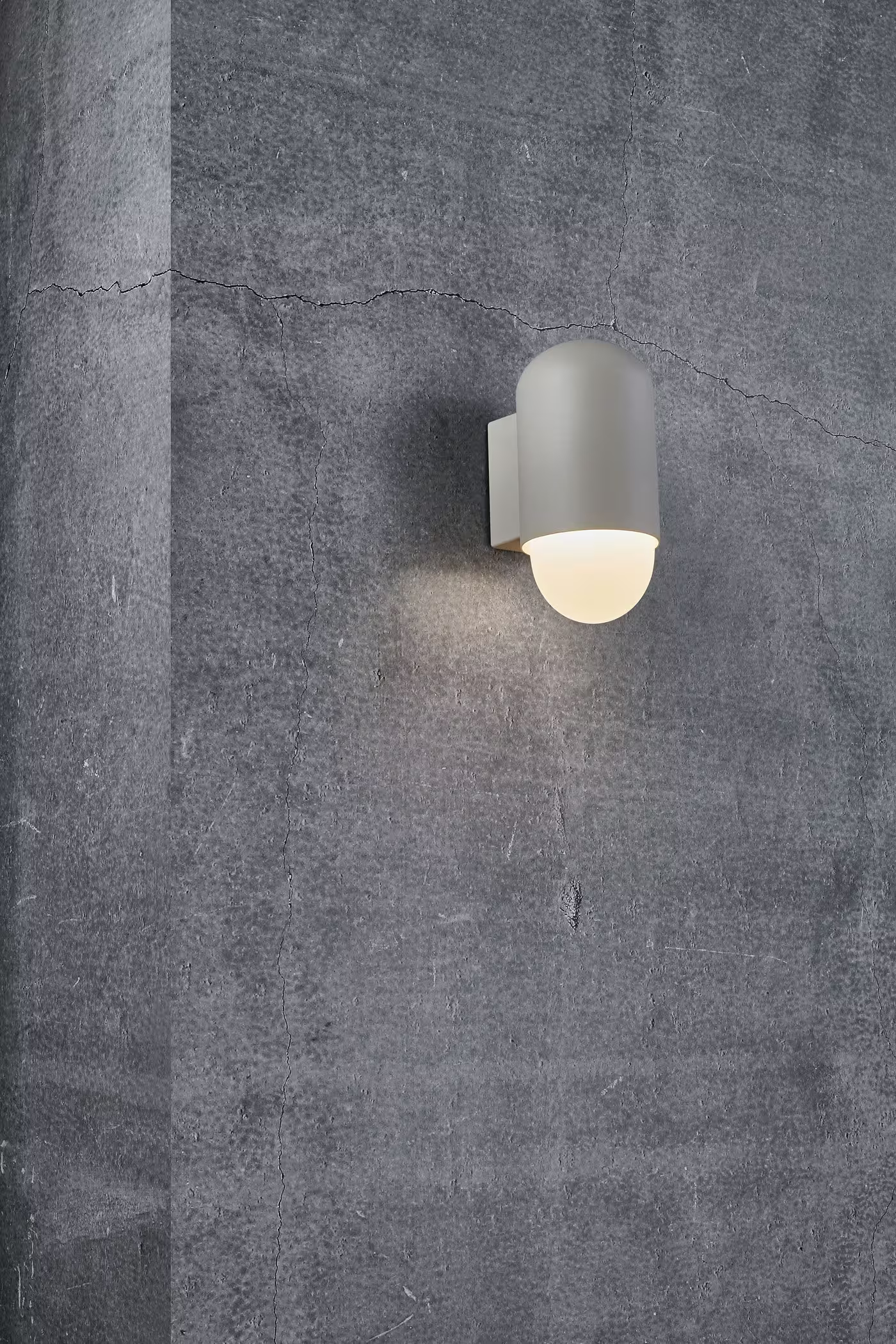 Heka Outdoor Wall Light