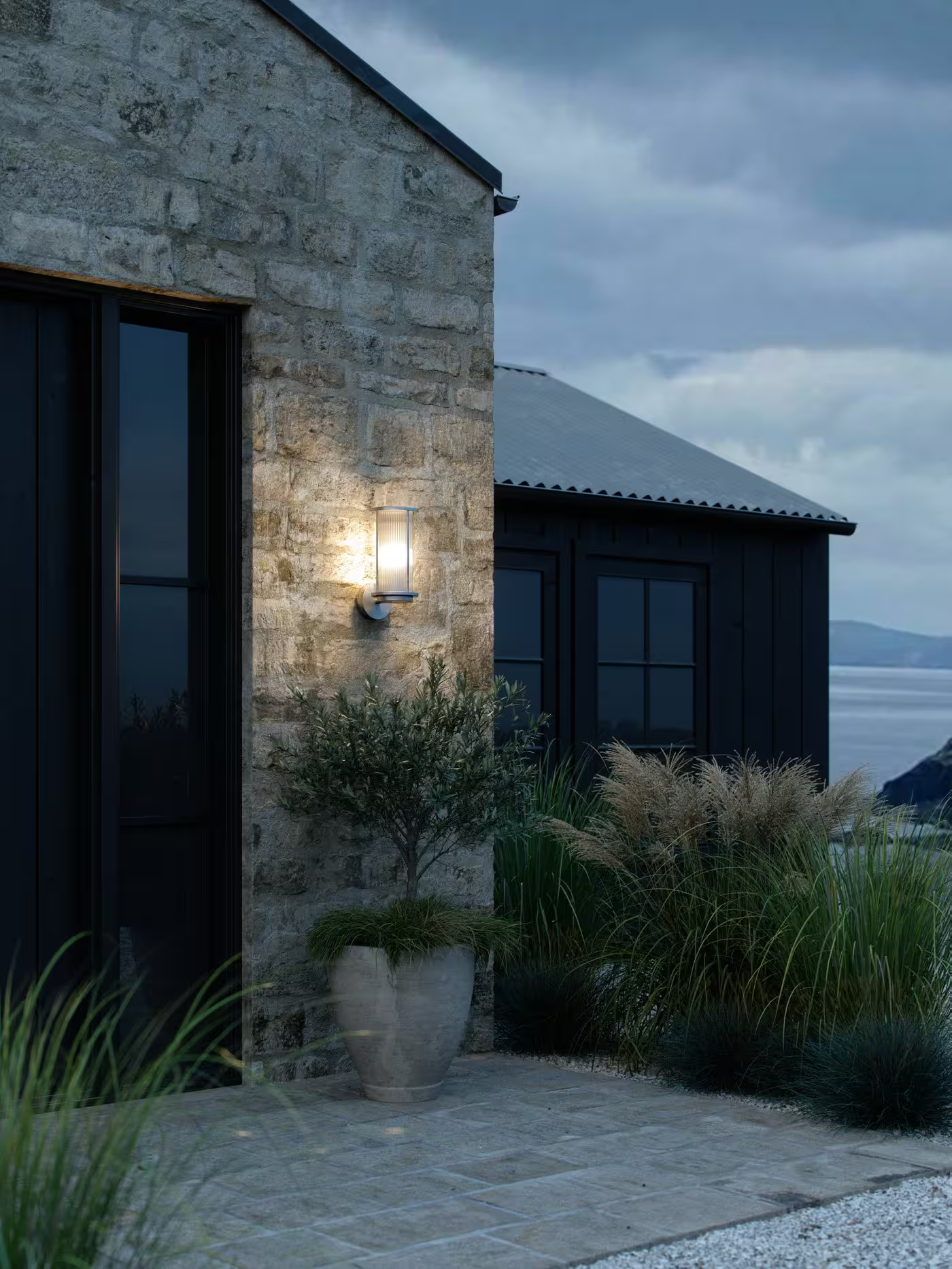 Linton Wall Light