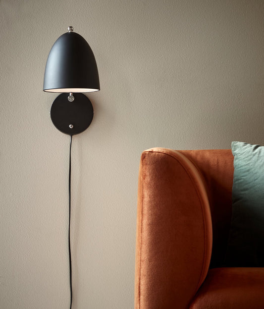 Alexander 16 Wall Light