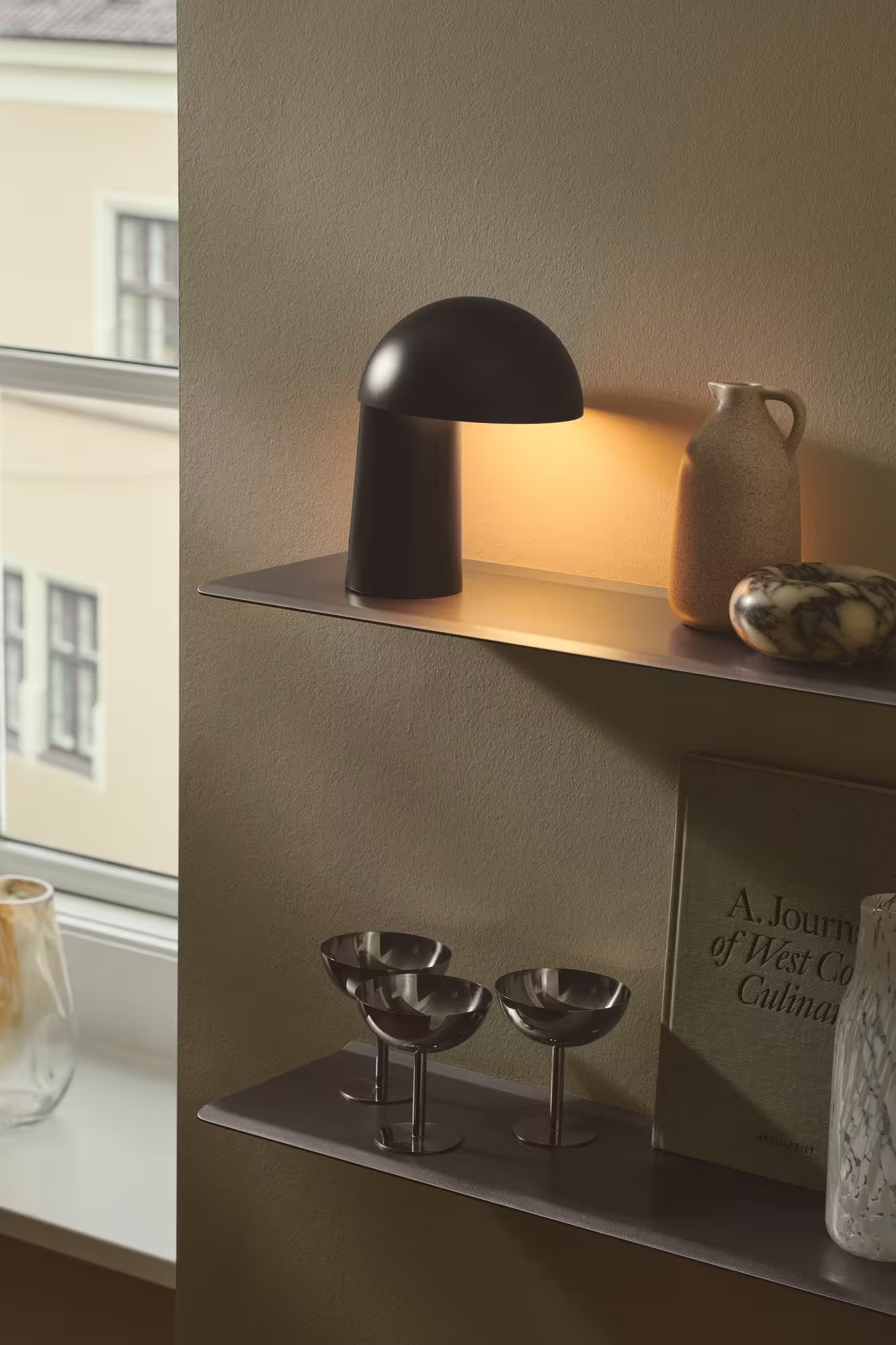 Faye Portable Table lamp