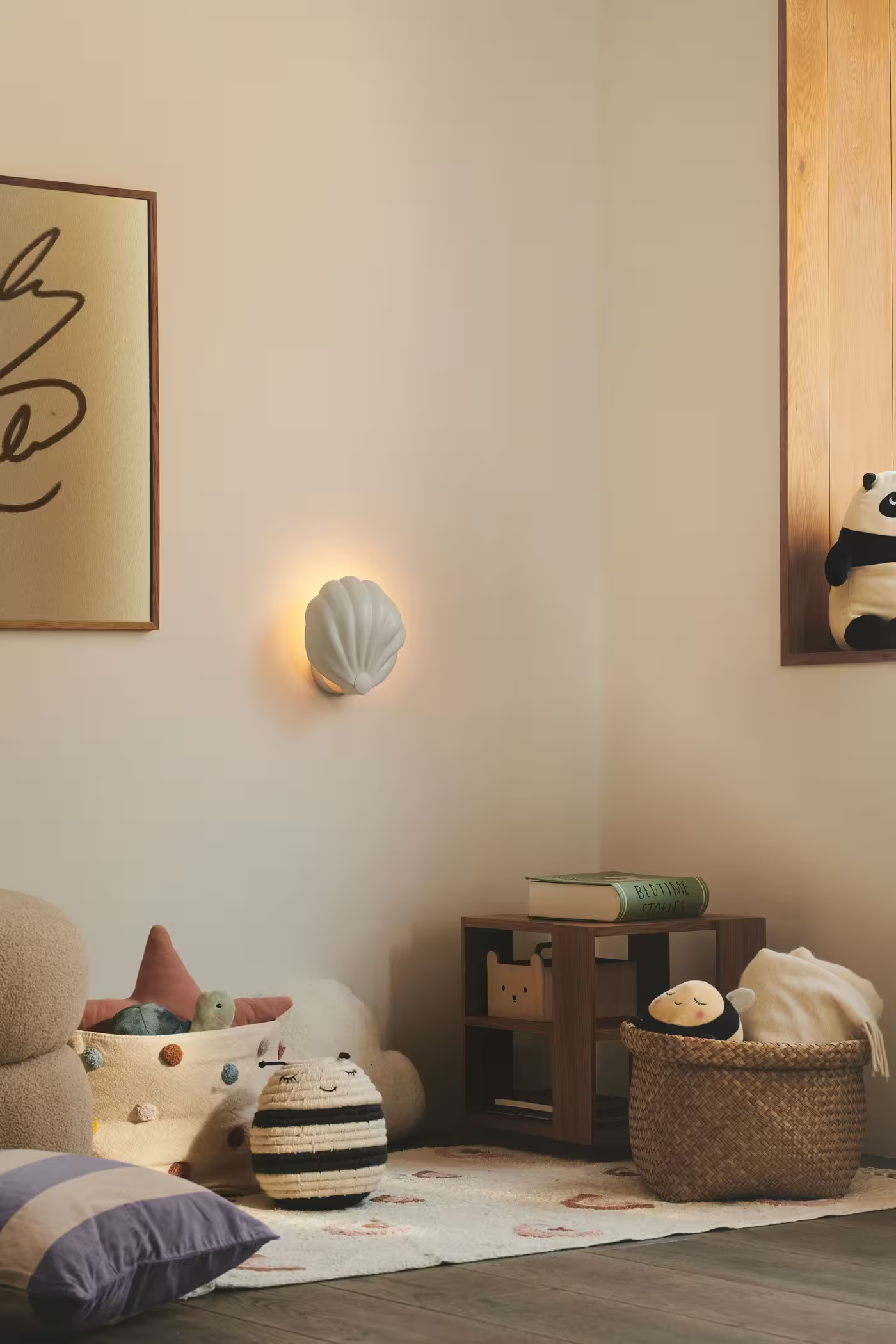 Konchi Wall Light