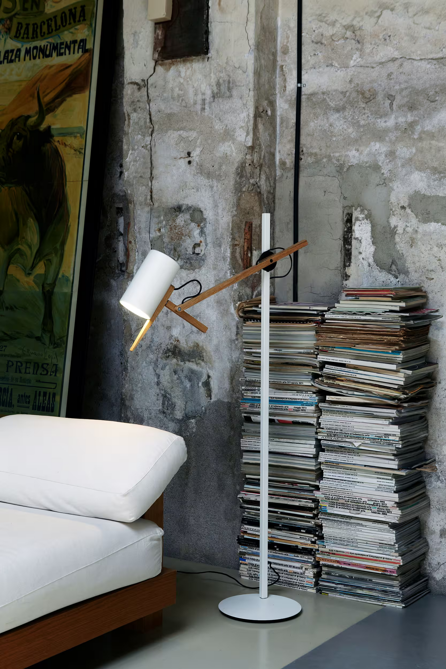 Scantling Floor Lamp