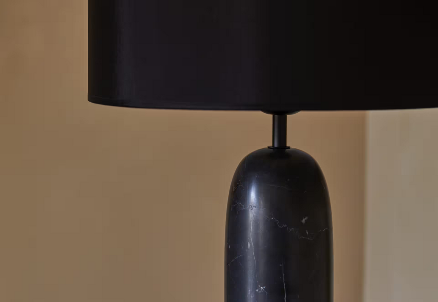 Aromas Shin Table Lamp