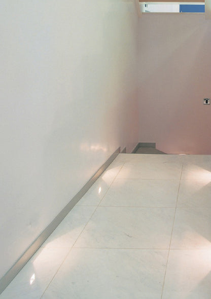 Flua Slide Recessed Wall Light