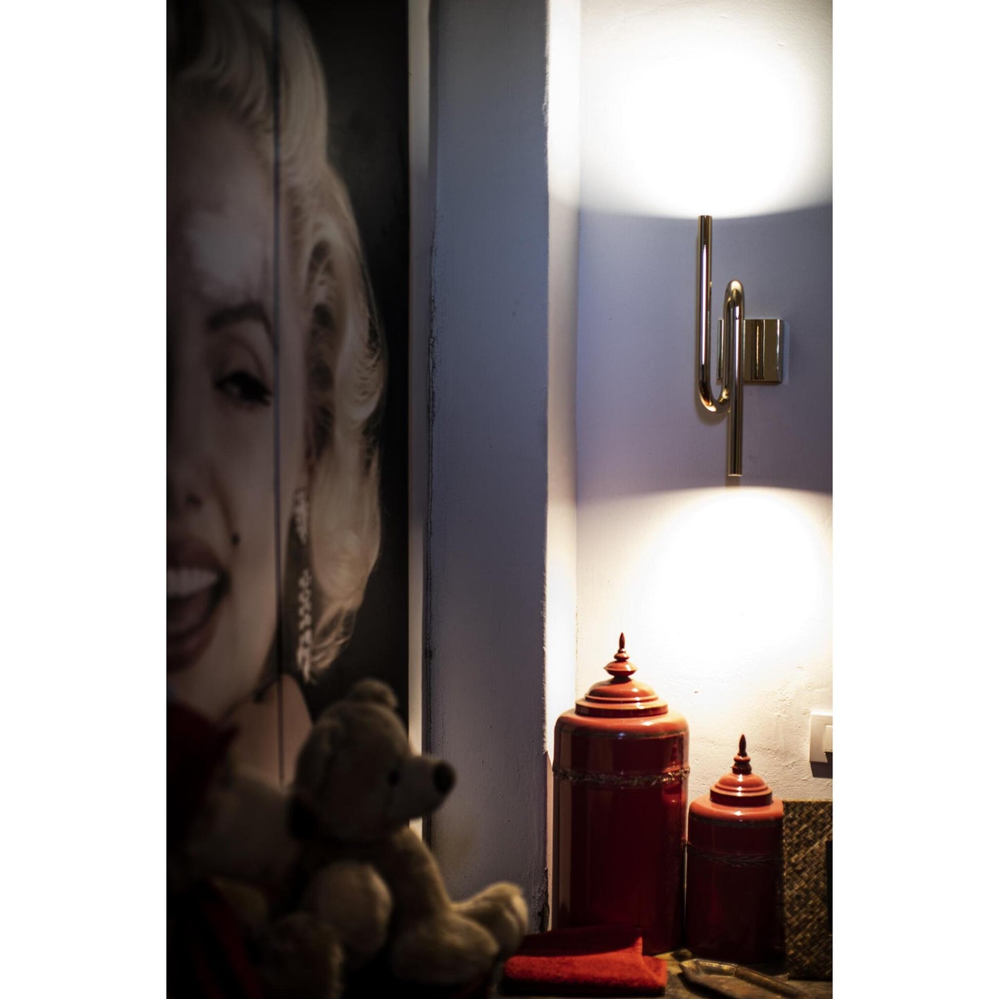 Tobia LED Wall Light