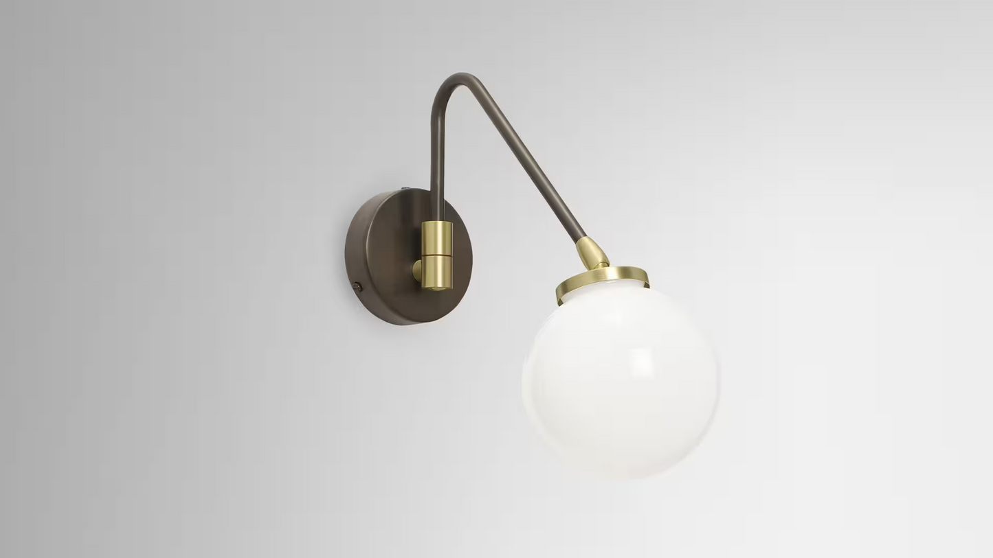Array Single Wall Light