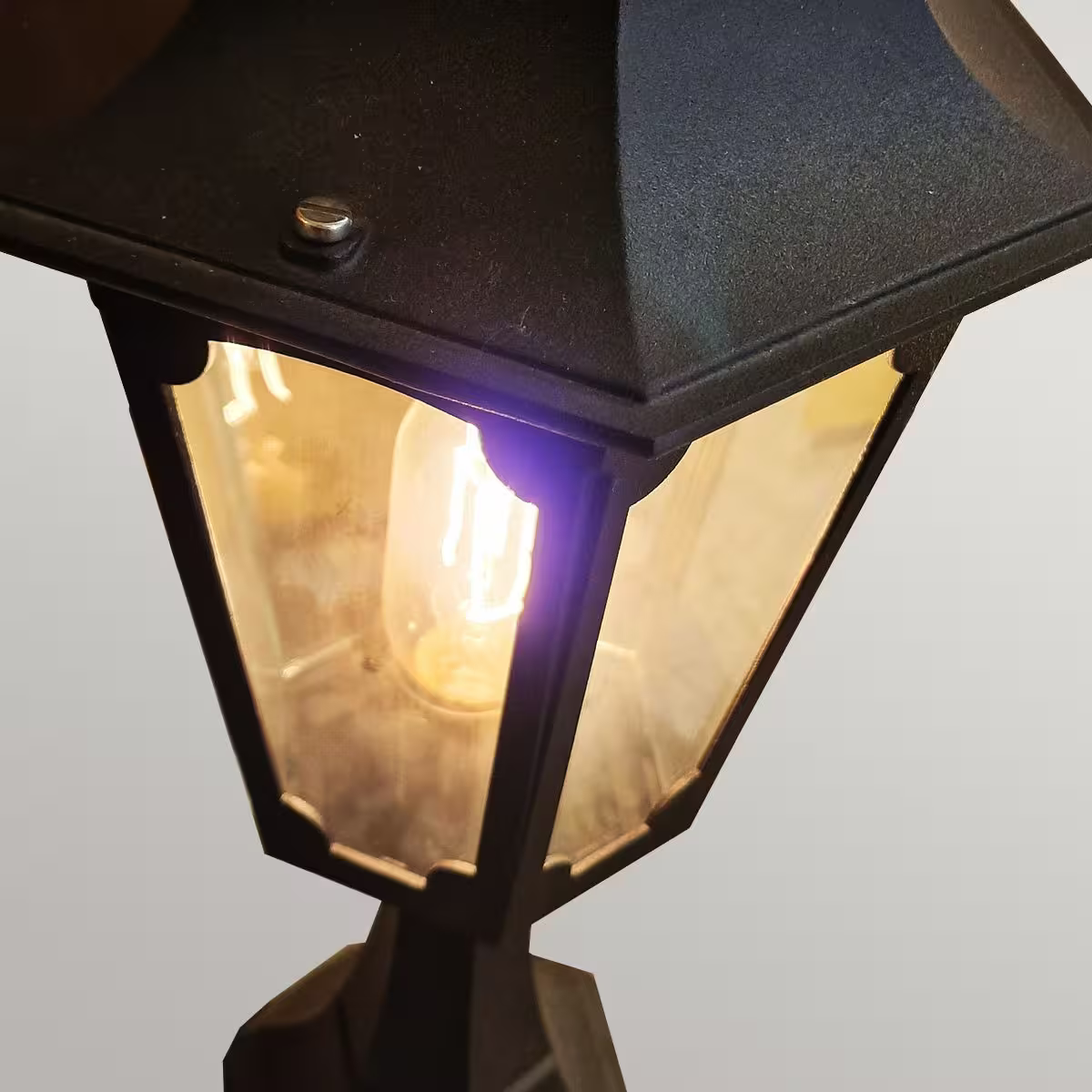 Chapel 1-Light Pedestal Lantern