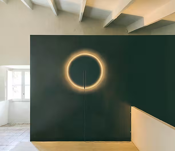 Guise LED Wall Light