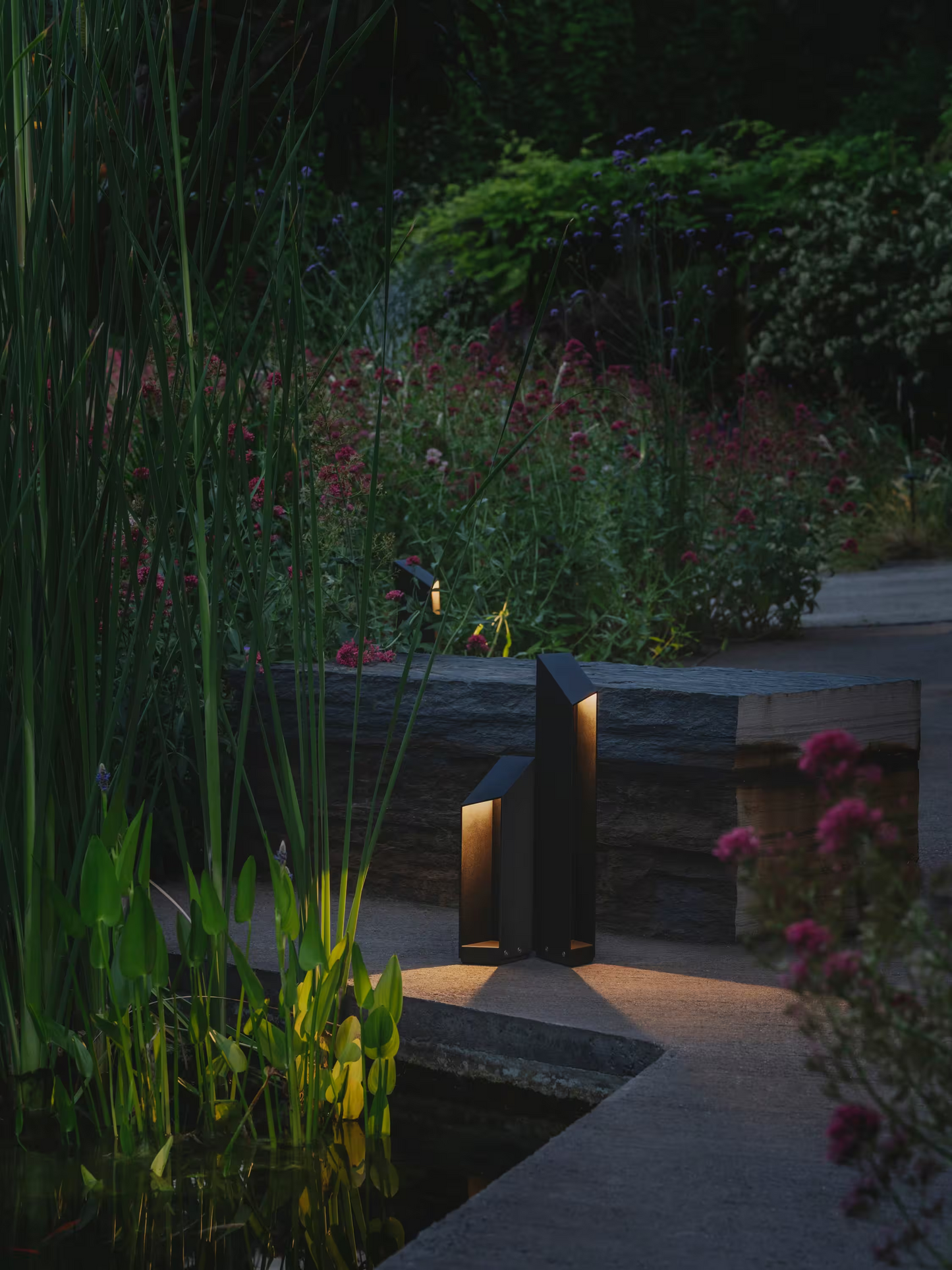 Domus Bollard Light