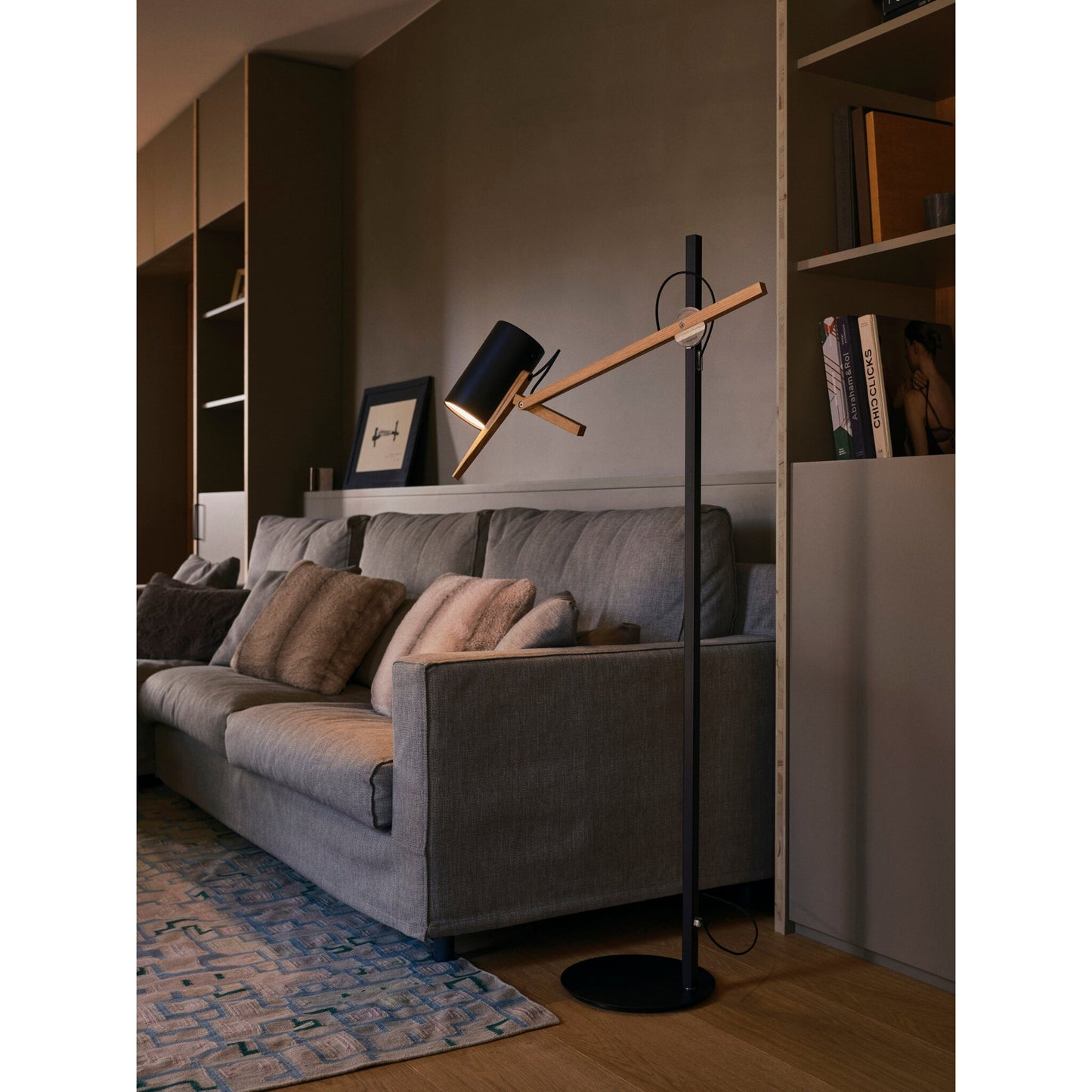 Scantling Floor Lamp