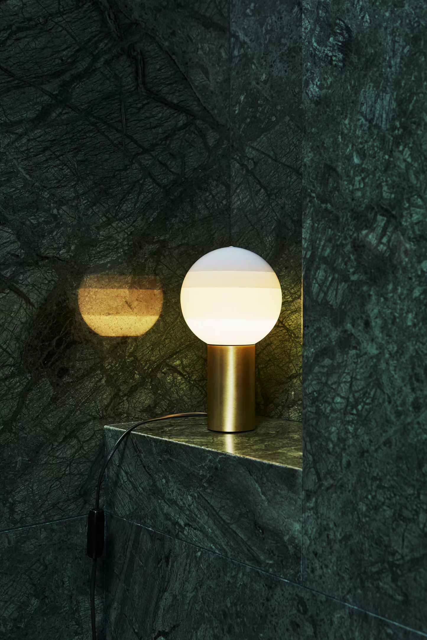 Dipping Light Table Lamp
