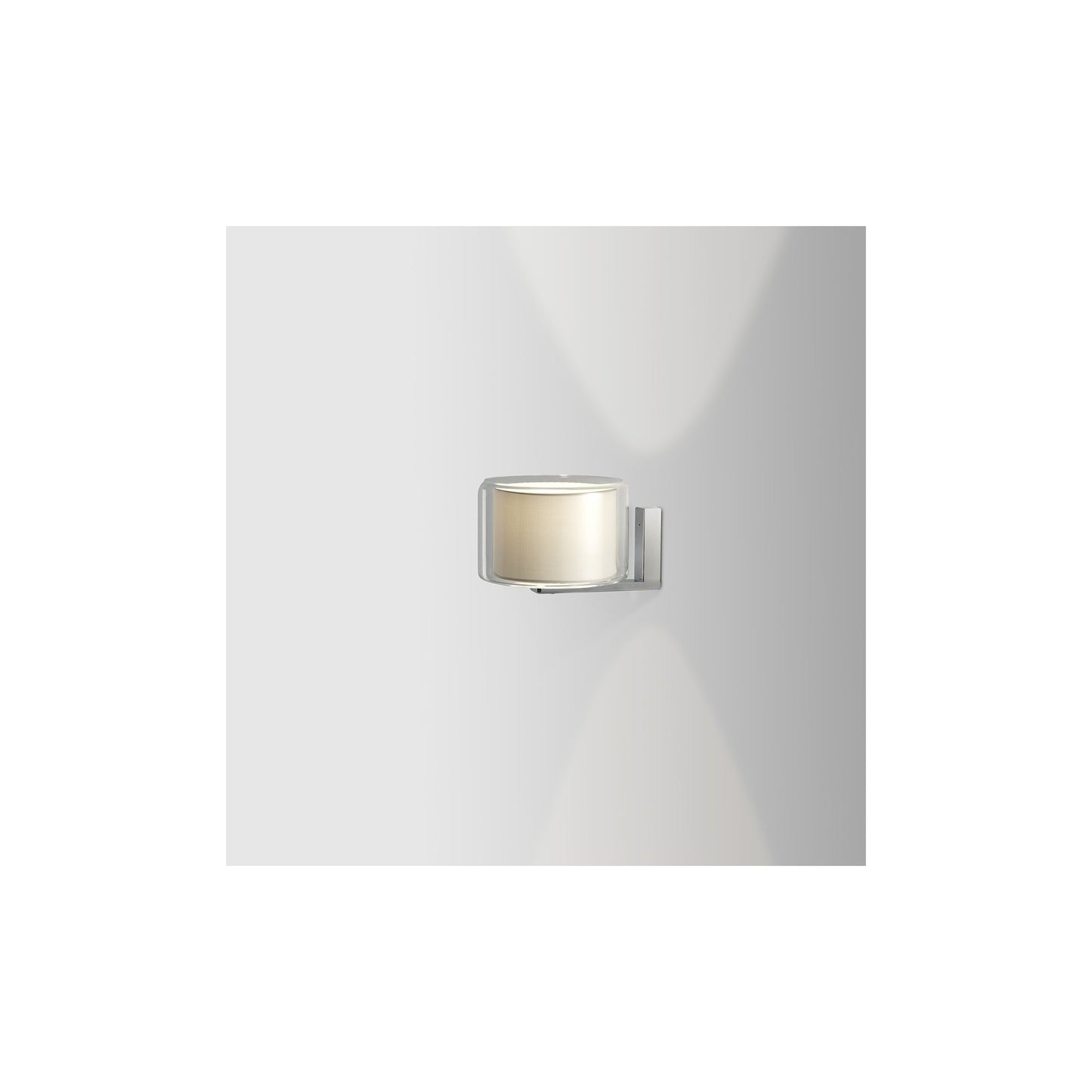 Mercer A Wall Light with Shade
