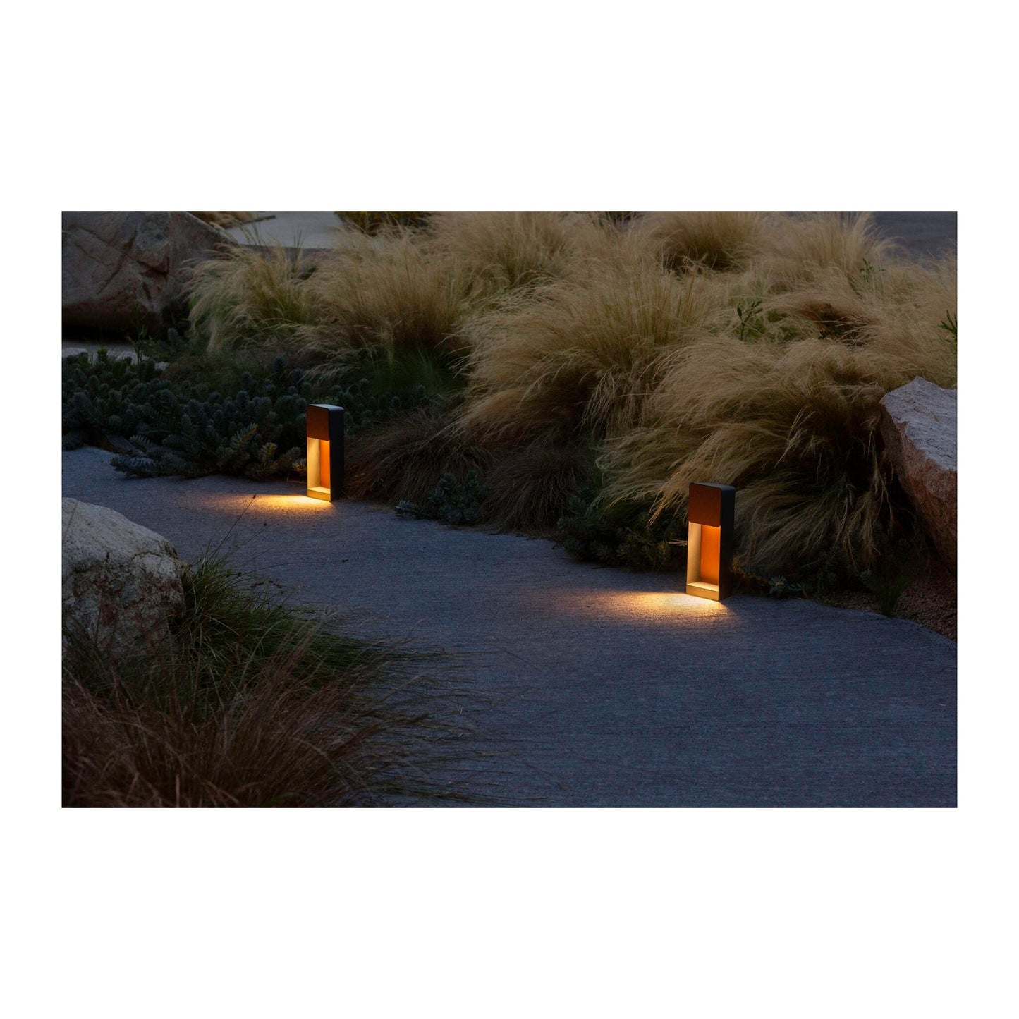Lab B 35 LED Bollard IP65