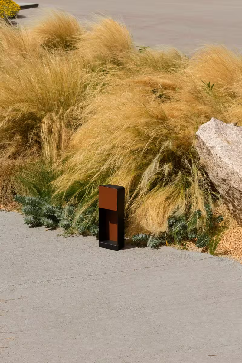 Lab B 35 LED Bollard IP65