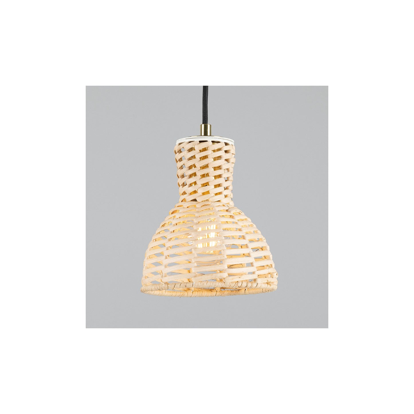 Malta Small Rattan Pendant