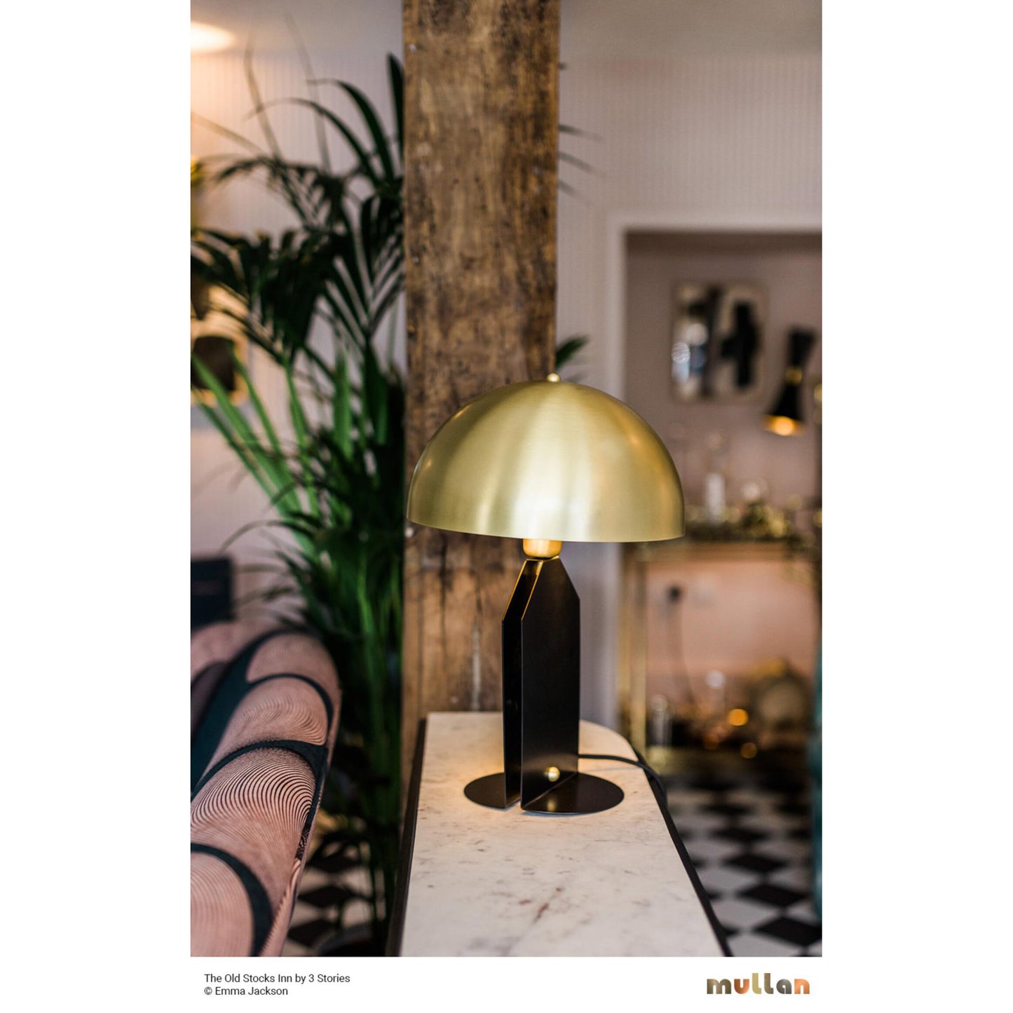Pencil Dome Table Lamp in Matt Black