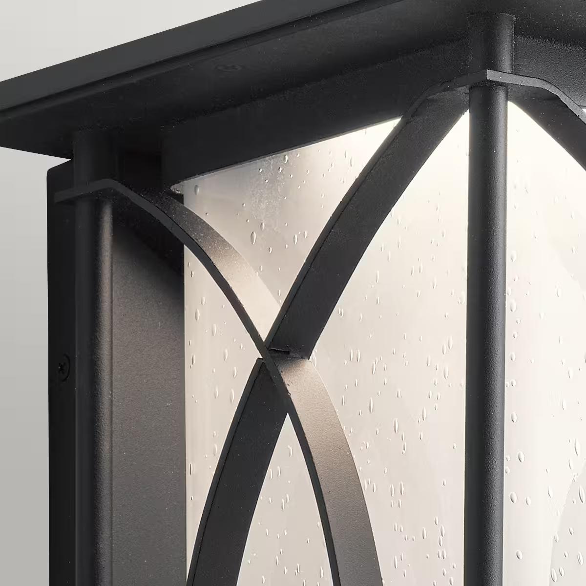 Ashbern 1-Light Wall Lantern