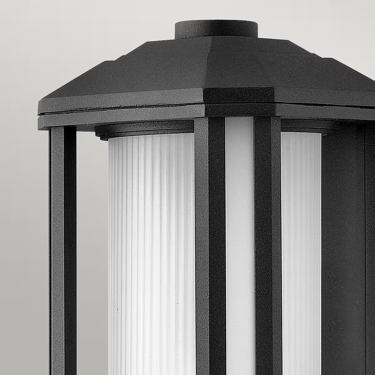 Castelle 1-Light Wall Lantern