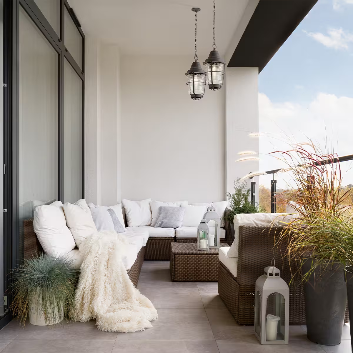 Chance Harbor 1-Light Chain Lantern