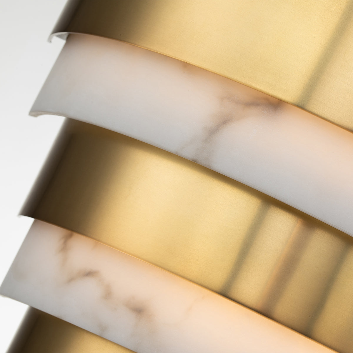 Quintiesse Echelon Wall Light