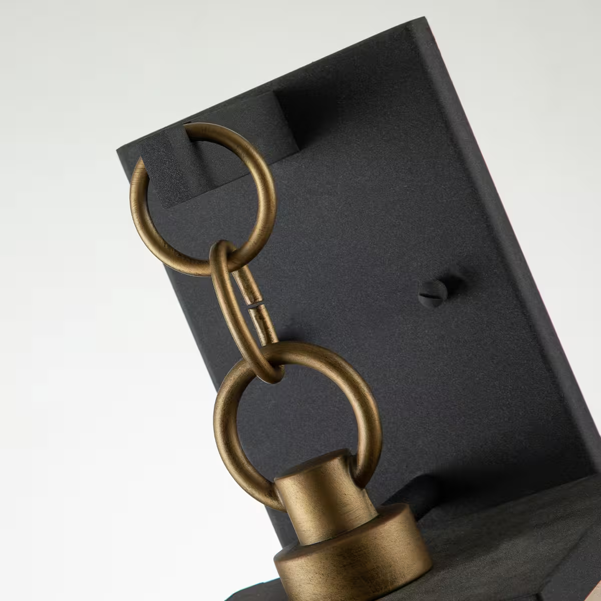 Lahden 1-Light Wall Lantern