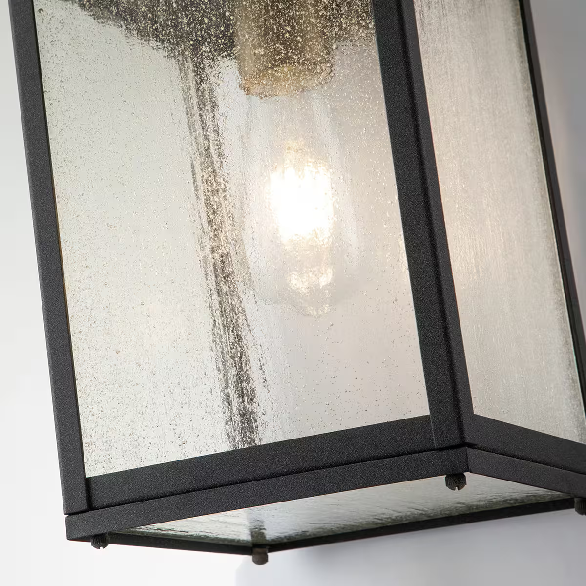 Lahden 1-Light Wall Lantern