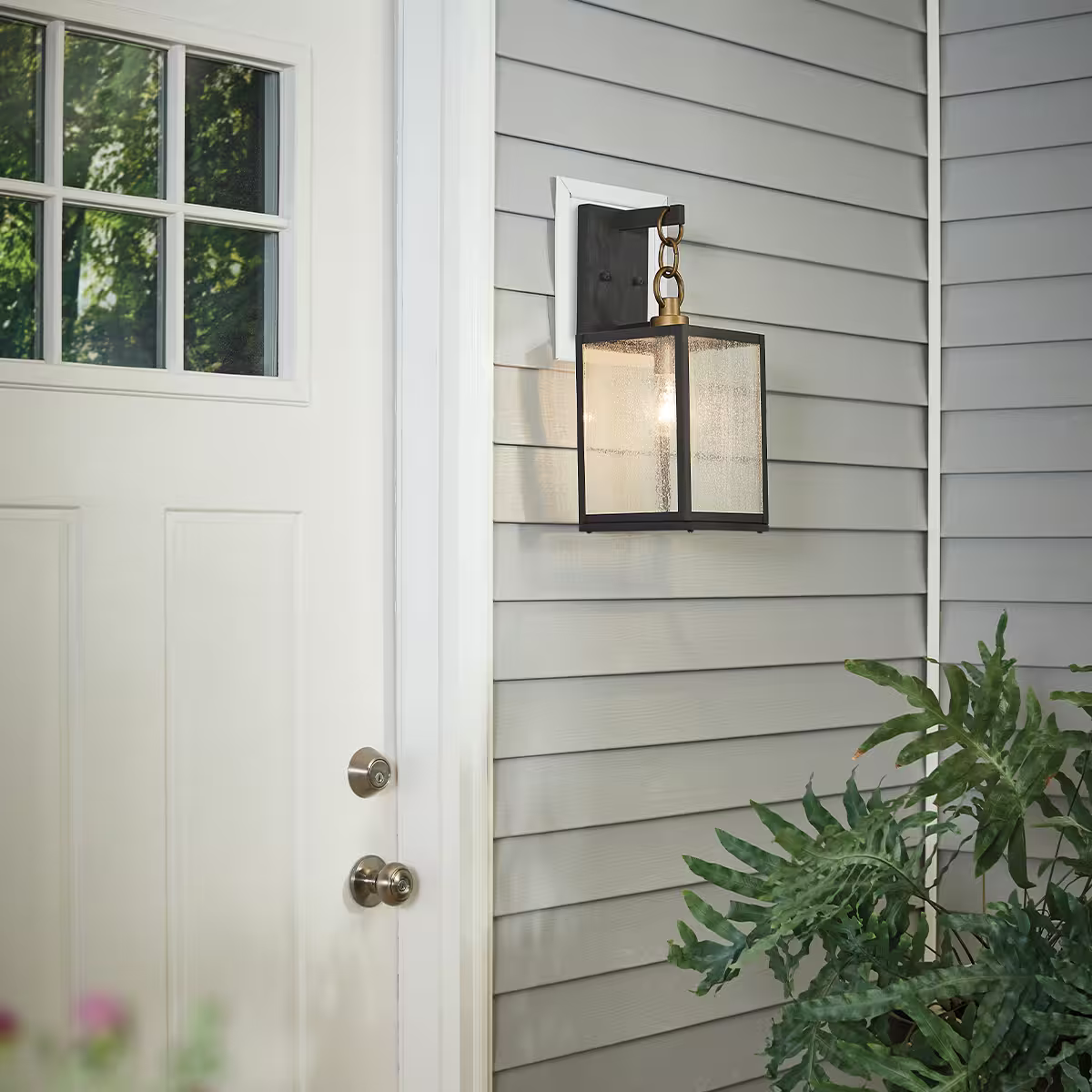 Lahden 1-Light Wall Lantern