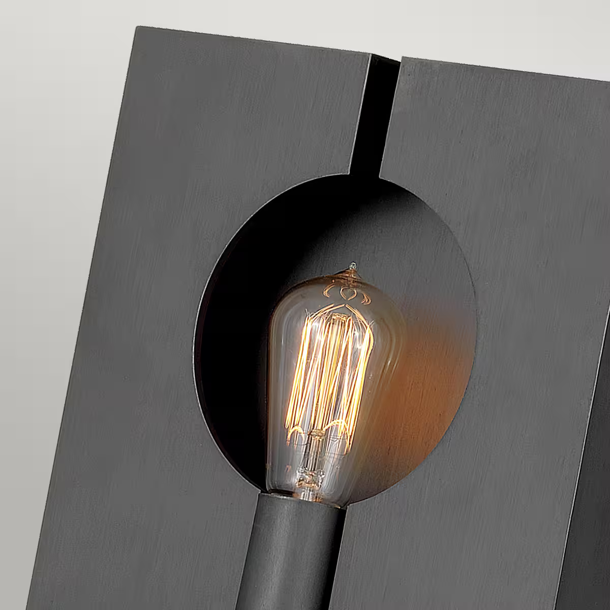 Ludlow 1-Light Wall Light