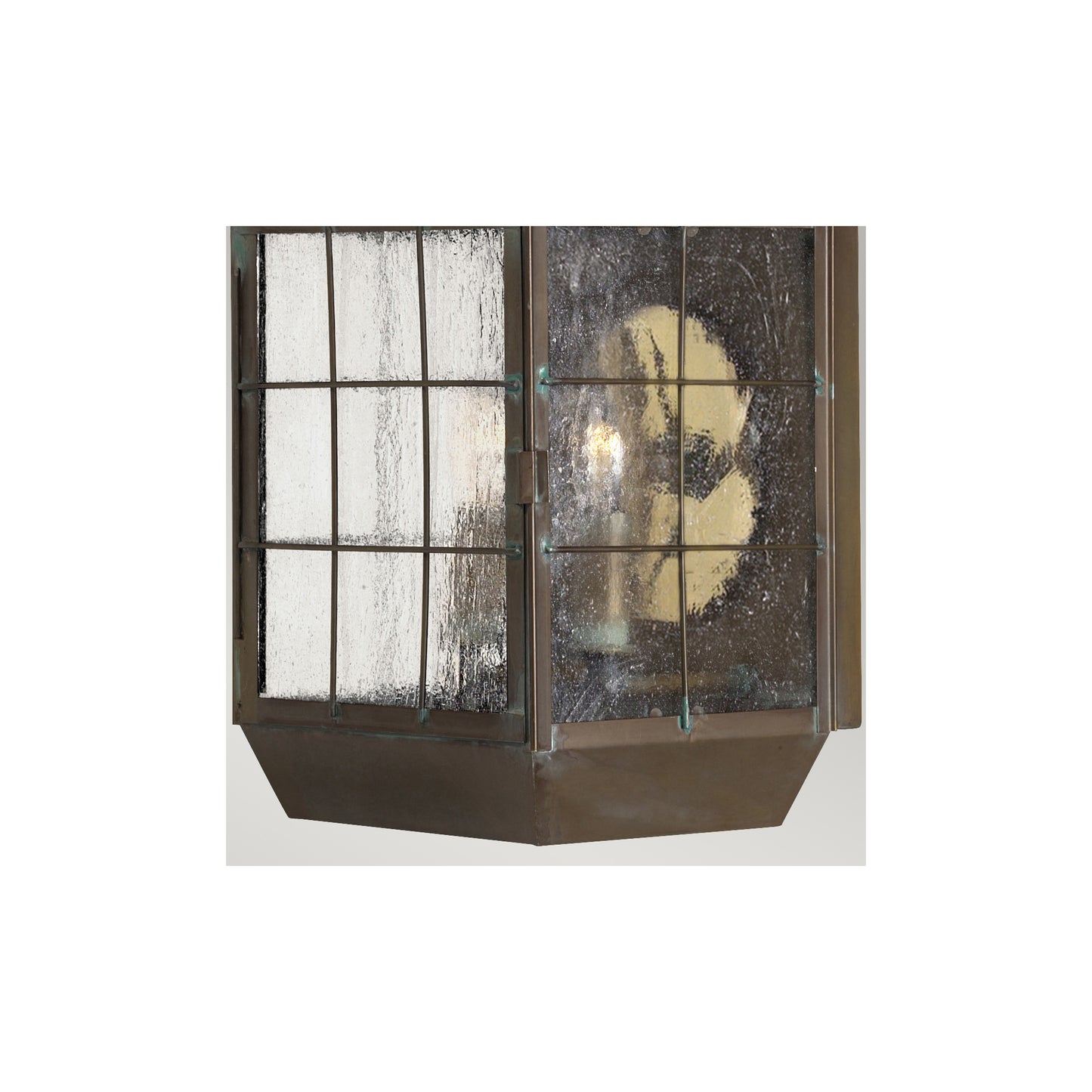 Nantucket Wall Lantern in Aged Brass