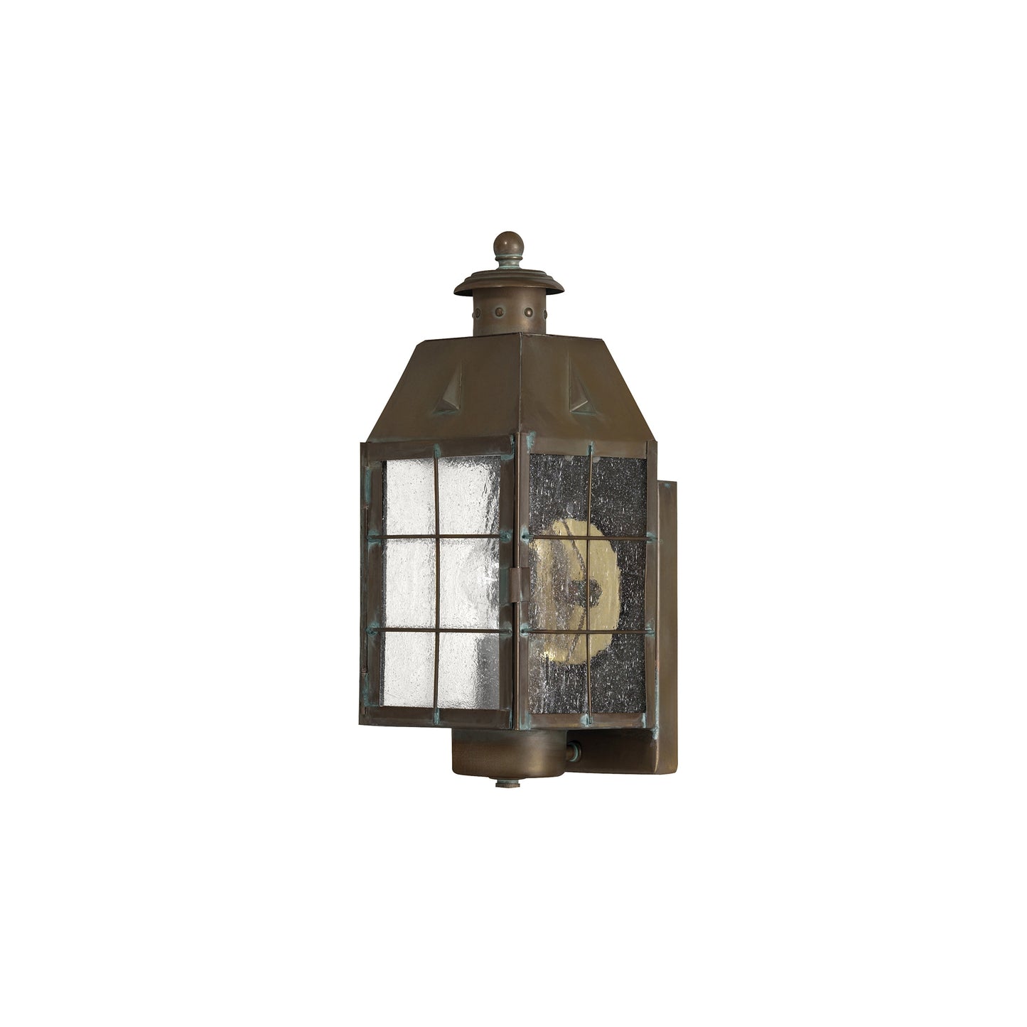 Nantucket Wall Lantern in Aged Brass