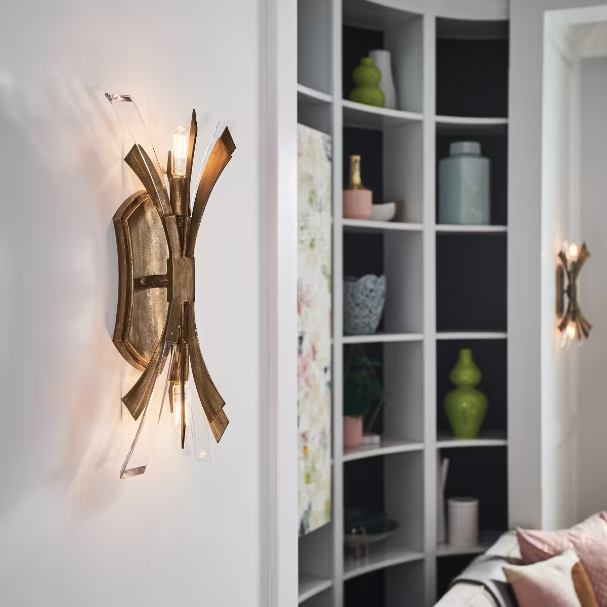 Vida 2-Light Wall Light